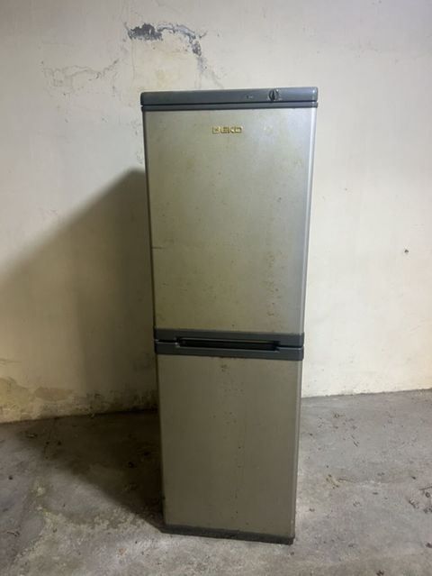 Beko iki qapılı soyuducu - Brend/model: Beko, aşağıda dondurucu — Bakı
