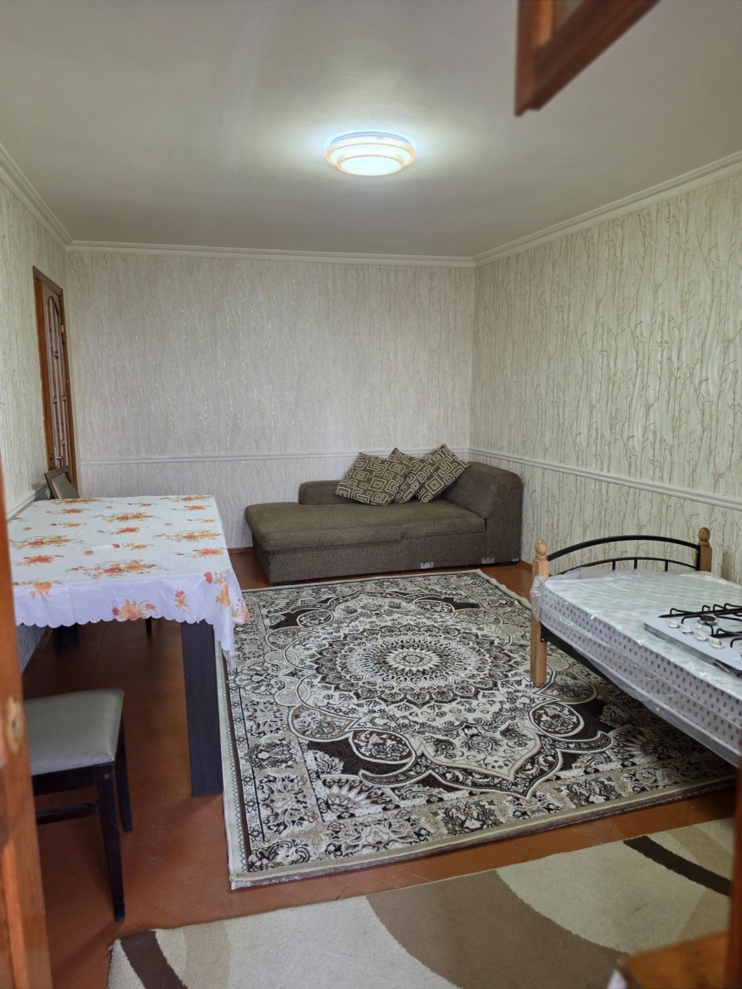 İcarəyə verilir 1 otaqlı köhnə tikili 40 m² — Mənzil, Bakı (2)