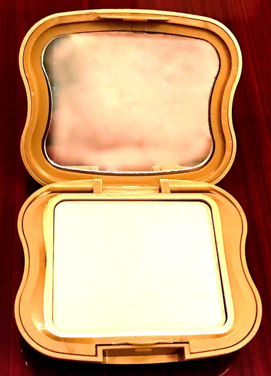 Пудра — Gözəllik və səhiyyə, Bakı (2)