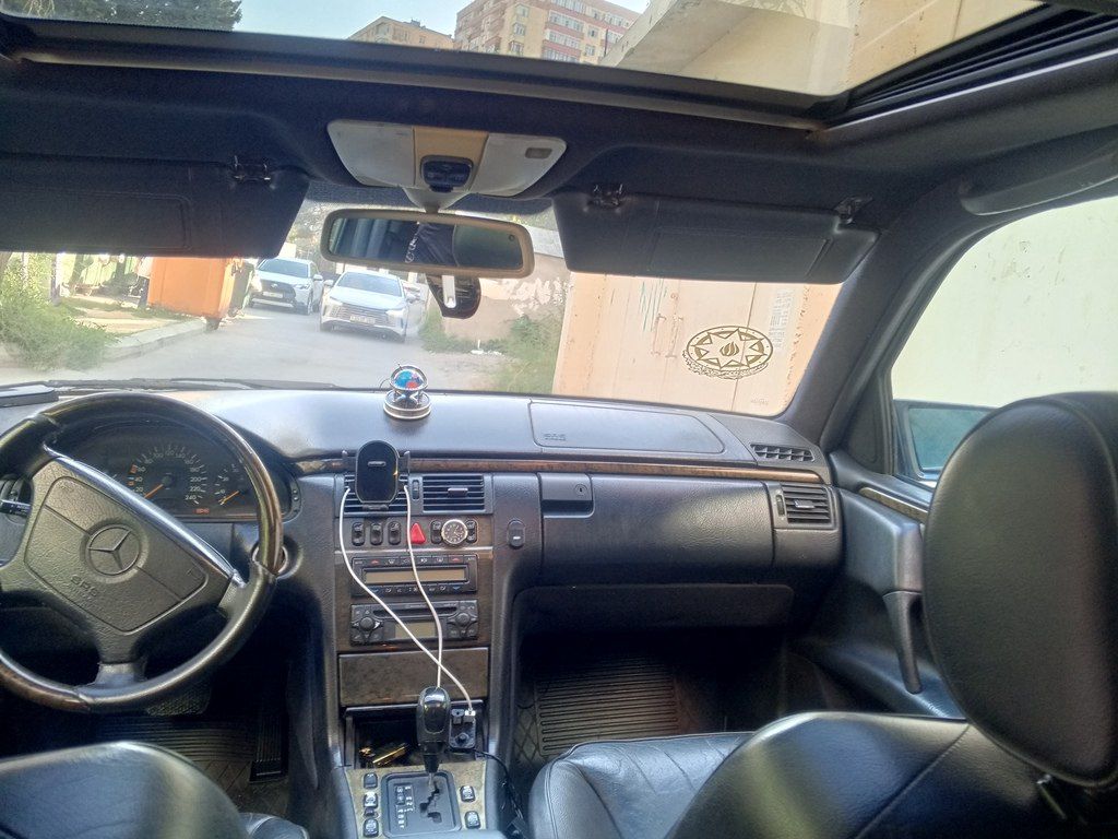 Mercedes E 200, 2.0 L, 1998 il, 456 900 km 77-BT-447 — Avtomobillər, Salyan (4)