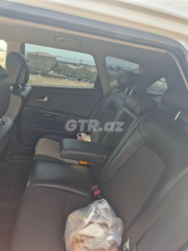 Kia Ceed SW 1.6 L, 2011, 410 000 km — Avtomobillər, Bakı (6)