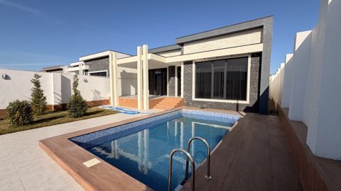 Satılır 4 otaqlı həyət evi/bağ evi 140 m² — Bakı