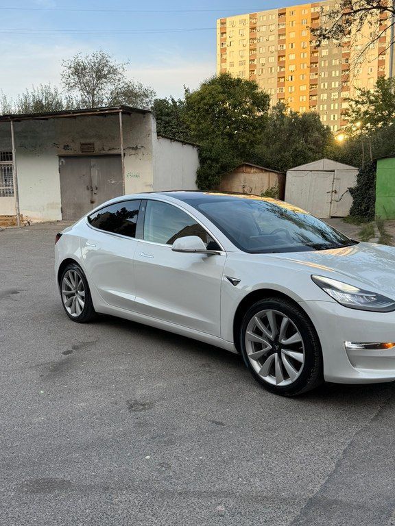Tesla Model 3, 75 kWh, 2018 il, 104 000 km — Avtomobillər, Bakı (2)