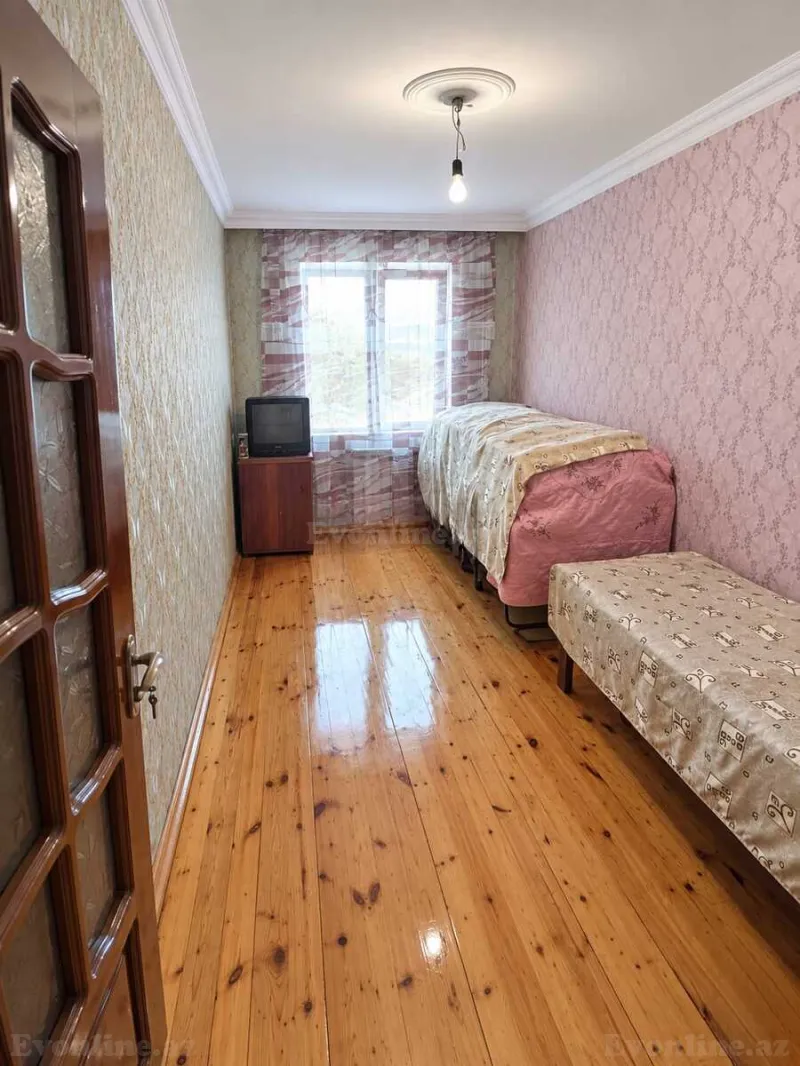 Satılır 4 otaqlı Mənzil Köhnə tikili 100 m² Bakı, Nizami r., Xalqlar Dostluğu m — Mənzil, Bakı (6)