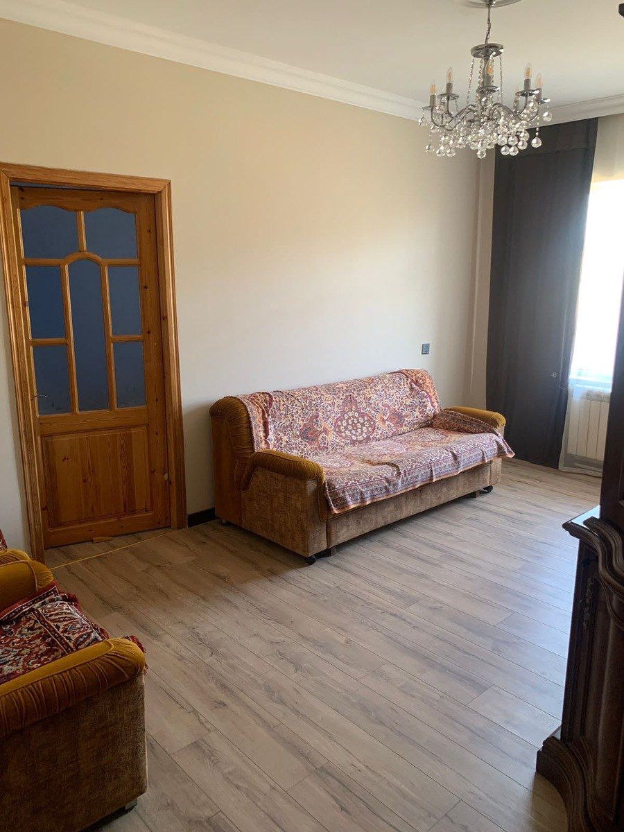 Satılır 5 otaqlı köhnə tikili 110 m² — Mənzil, Bakı (10)