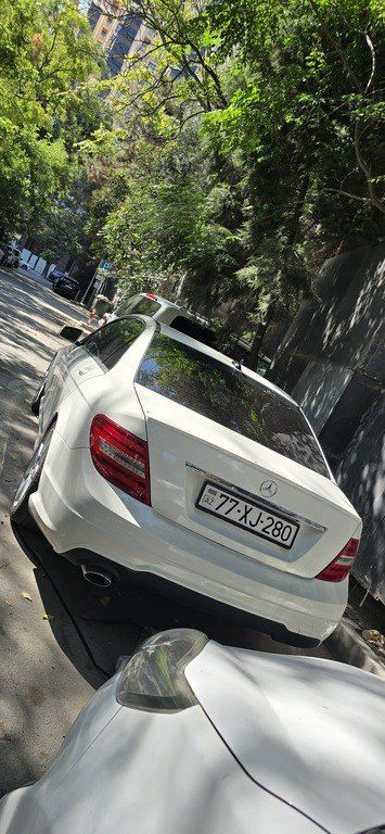 Mercedes C 250, 1.8 L, 2012 il, 150 000 km 77-XJ-280 — Avtomobillər, Bakı (6)