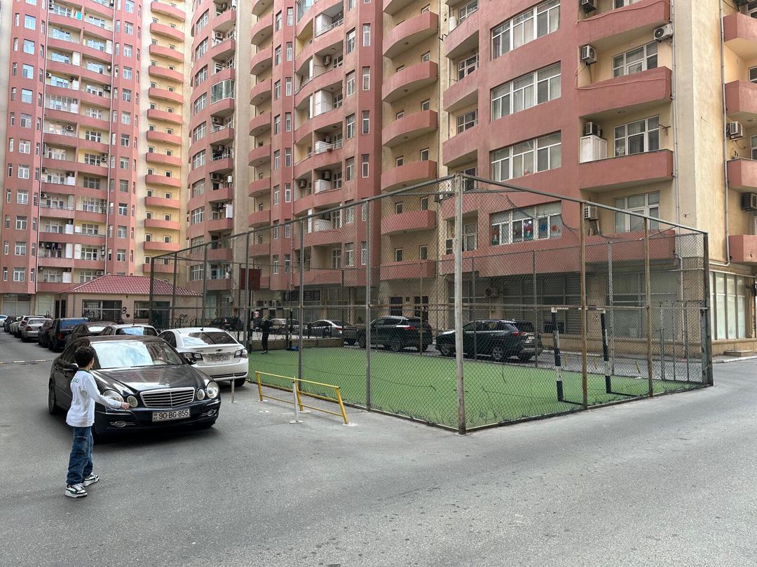 Satılır 3 otaqlı yeni tikili 130 m² — Mənzil, Bakı