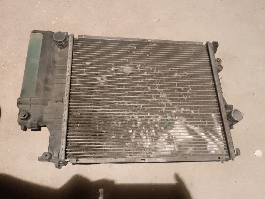 Bmw E 39 un radiyatoru yamanma olmayıb arginaldir tam idealdır real — Soyutma sistemi, Digah (3)