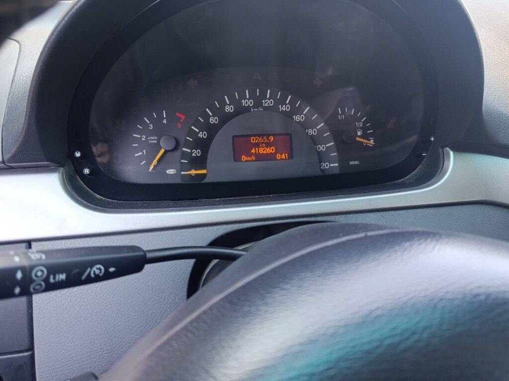 Mercedes Vito 115 CDI, 2.1 L, 2005 il, 418 260 km 99-RH-708 — Avtomobillər, Şirvan (12)
