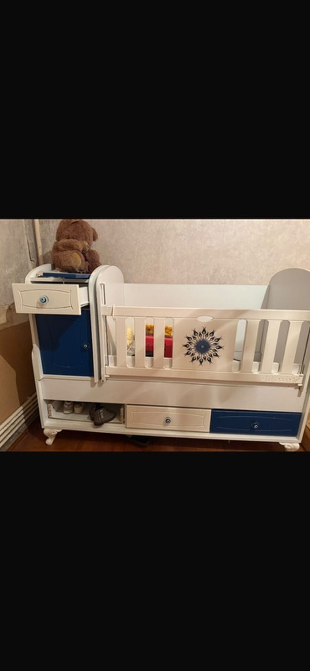 Oğlan və qız üçün, İşlənmiş, Dördbucaq, Beşik, Matras ilə, Yellənmə mexanizmsiz — Bəşikləri, Bakı
