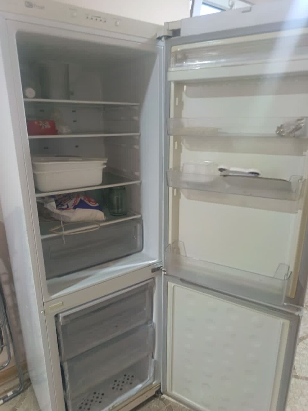 İşlənmiş 2 qapılı Samsung Soyuducu Satılır, rəng - Ağ — Soyuducular, Digah (3)