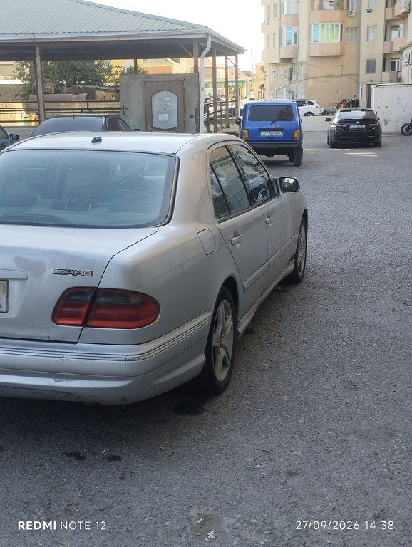 Mercedes E 320, 3.2 L, 2001 il, 495 000 km 77-NV-936 — Avtomobillər, Bakı (10)
