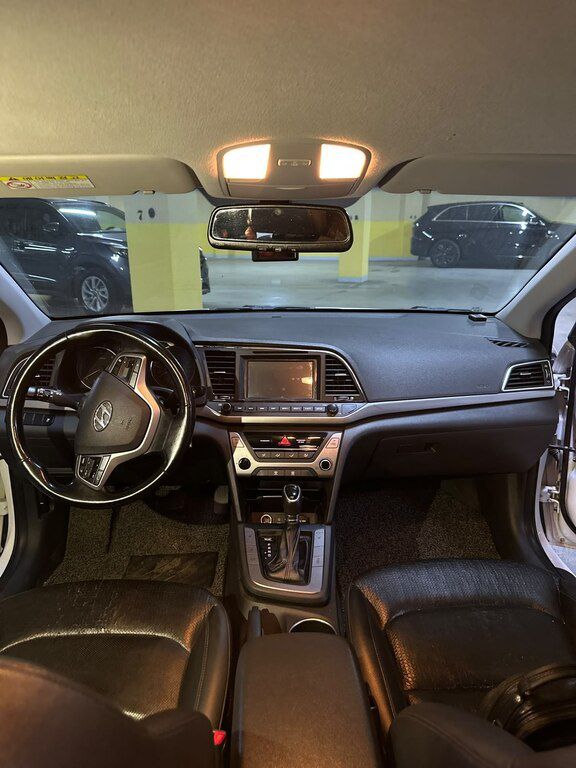 Hyundai Avante, 1.6 L, 2016 il, 251 000 km — Avtomobillər, Bakı (7)