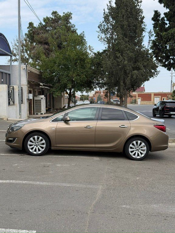 Opel Astra, 1.4 L, 2013 il, 174 000 km 77-KB-936 — Avtomobillər, Gəncə (3)