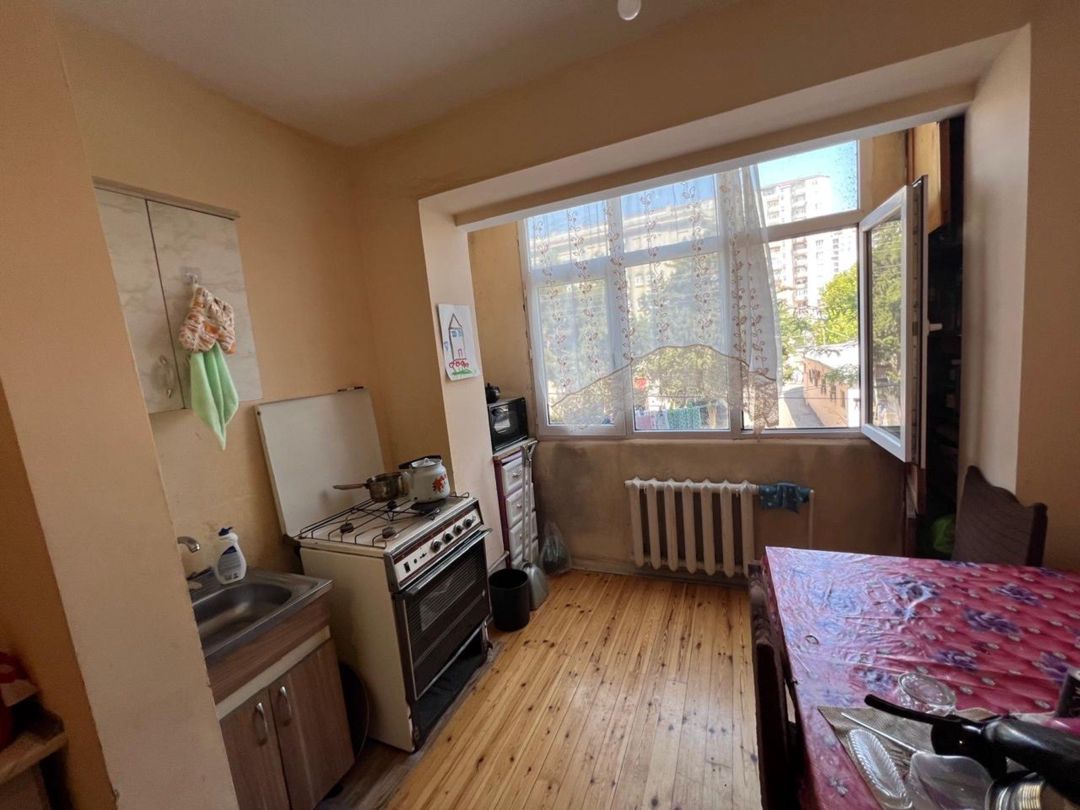 Satılır 2 otaqlı köhnə tikili 65 m² — Mənzil, Bakı (5)