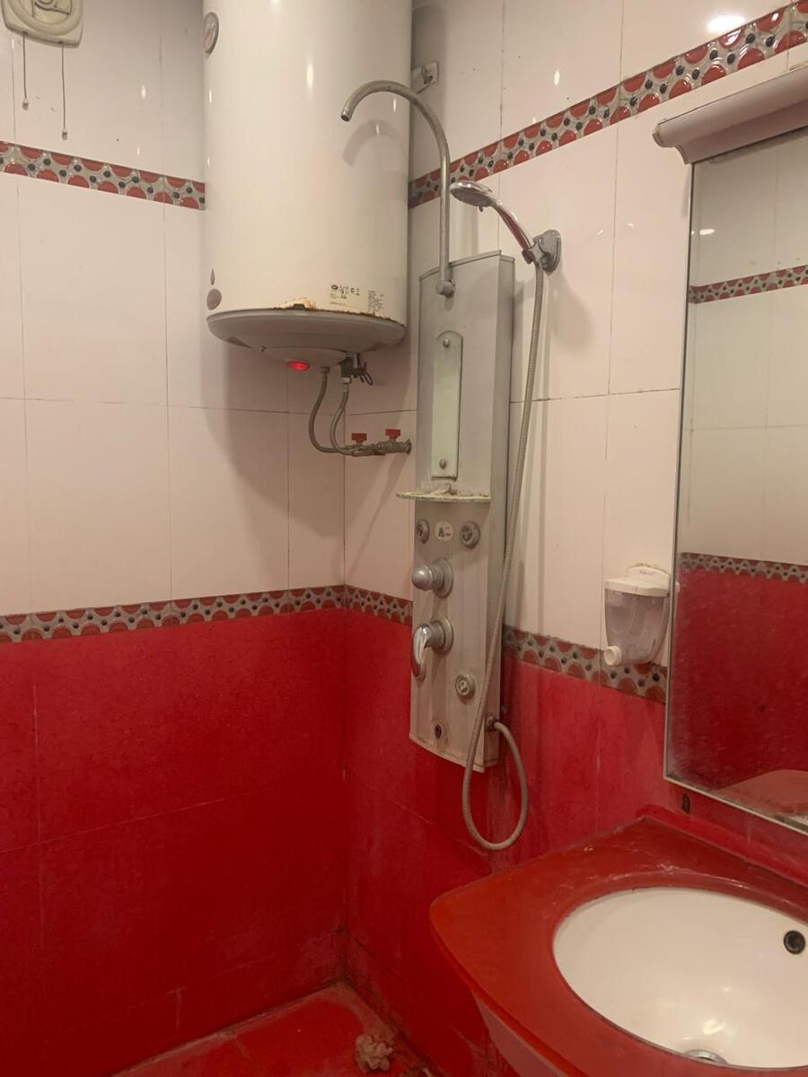İcarəyə verilir 2 otaqlı köhnə tikili 50 m² — Mənzil, Bakı (9)