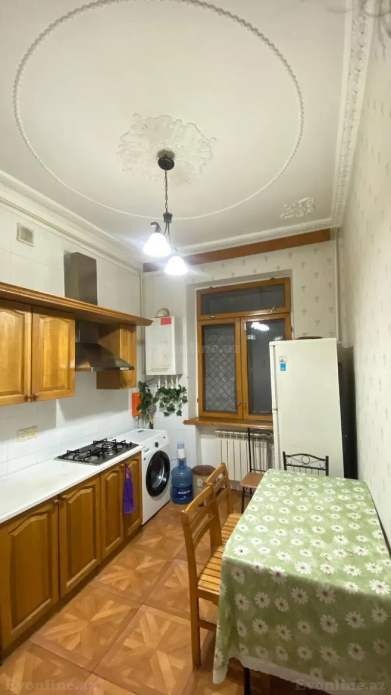 Kirayə verilir 2 otaqlı Mənzil Köhnə tikili 60 m² Bakı, Nəsimi r., 28 May m — Mənzil, Bakı (6)