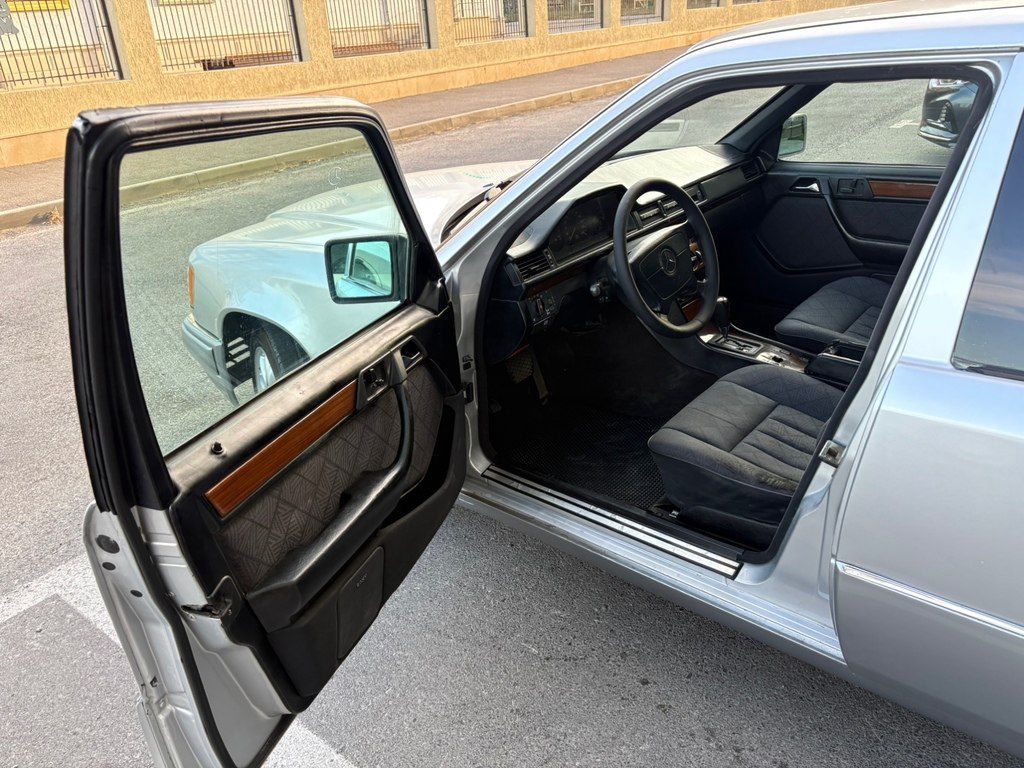 Mercedes 220 E, 2.2 L, 1994 il, 426 000 km — Avtomobillər, Bakı (11)