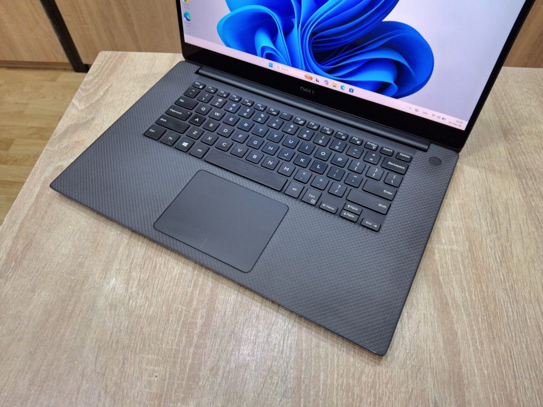 Dell Precision 5540 i9 9880H 32gb Ram 3.8K ekran — Noutbuklar, Bakı (3)