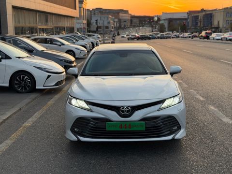 Toyota Camry, 2.5 L, 2019 il, 87 000 km — Bakı