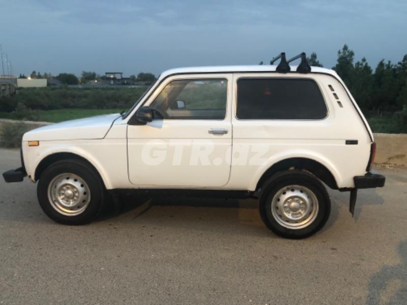 Lada (VAZ) 2121 Niva (4x4) 1.7 L, 2000, 251 000 km 90-BH-815 — Avtomobillər, Salyan (5)