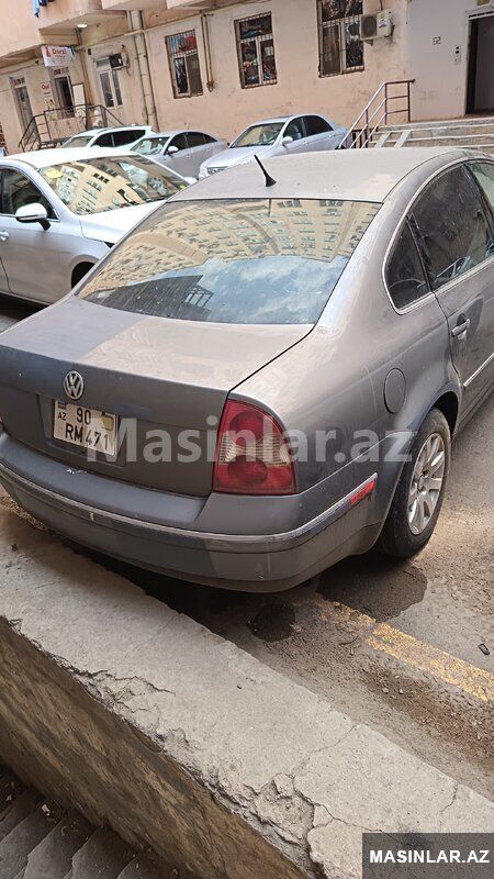 Volkswagen Passat, 2002 il 90-RM-471 — Avtomobillər, Bakı (2)
