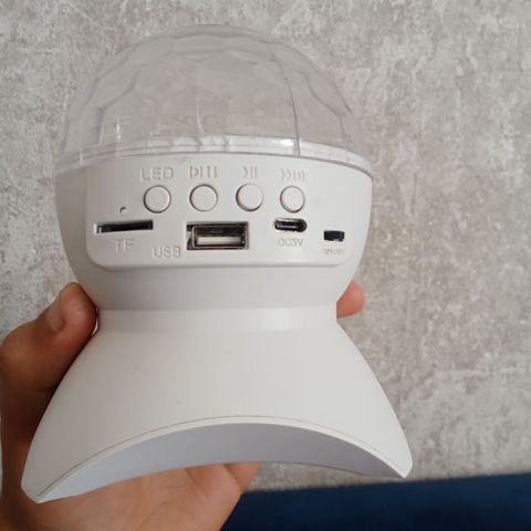 LED disko işıqı və musiqi pleyeri - 360° fırlanan kristal kuboklu LED — Lighting