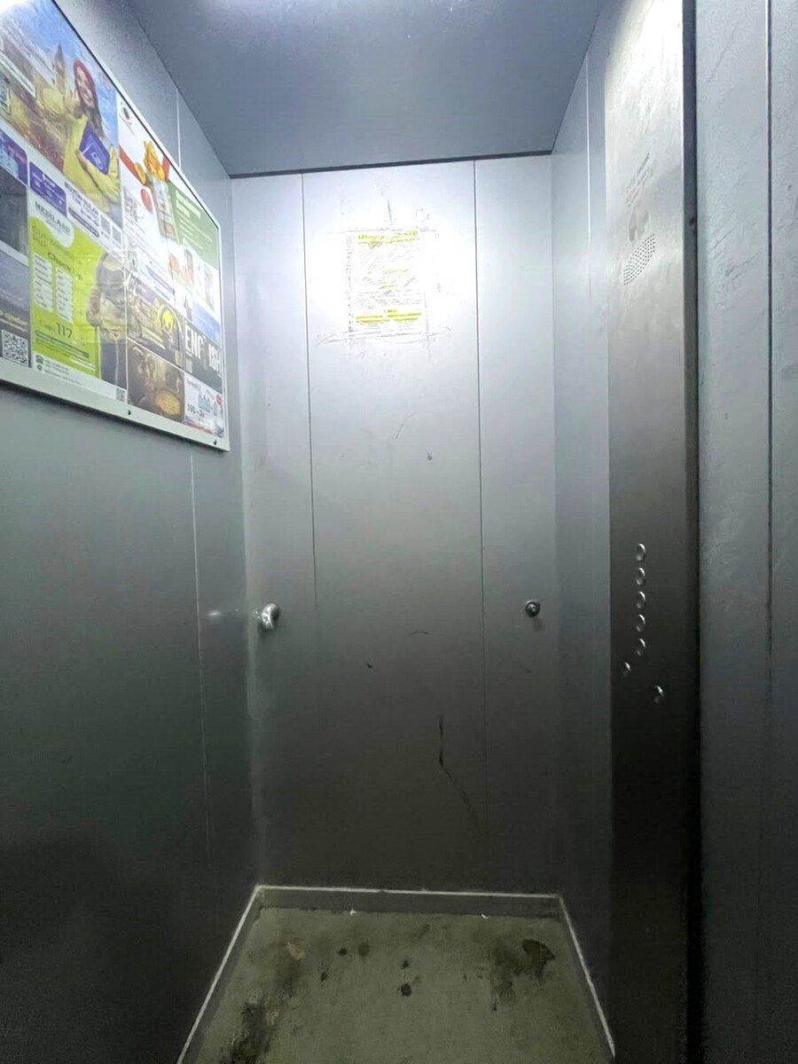Satılır 4 otaqlı köhnə tikili 115 m² — Mənzil, Bakı (4)