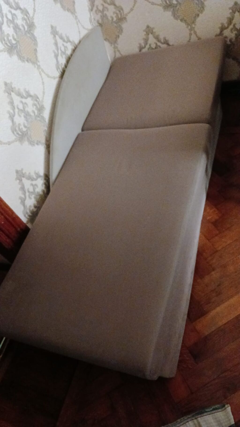 Divan-kravat, İşlənmiş, Açılan, Bazalı, Parça, Çatdırılma yoxdur — Divanlər, Bakı (2)