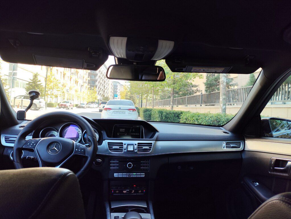 Mercedes E 220, 2.1 L, 2015 il, 299 000 km — Avtomobillər, Bakı (3)