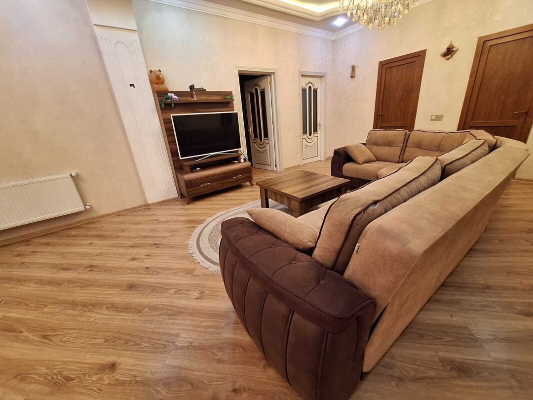 Satılır 4 otaqlı yeni tikili 180 m² — Mənzil, Bakı (8)