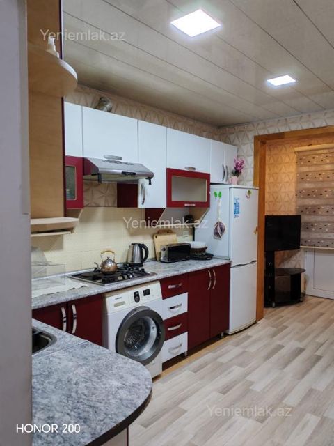 Satılır 5 otaqlı Bina evi menzil (Köhnə tikili), 110 m², 13-cü mikrorayon — Sumqayıt