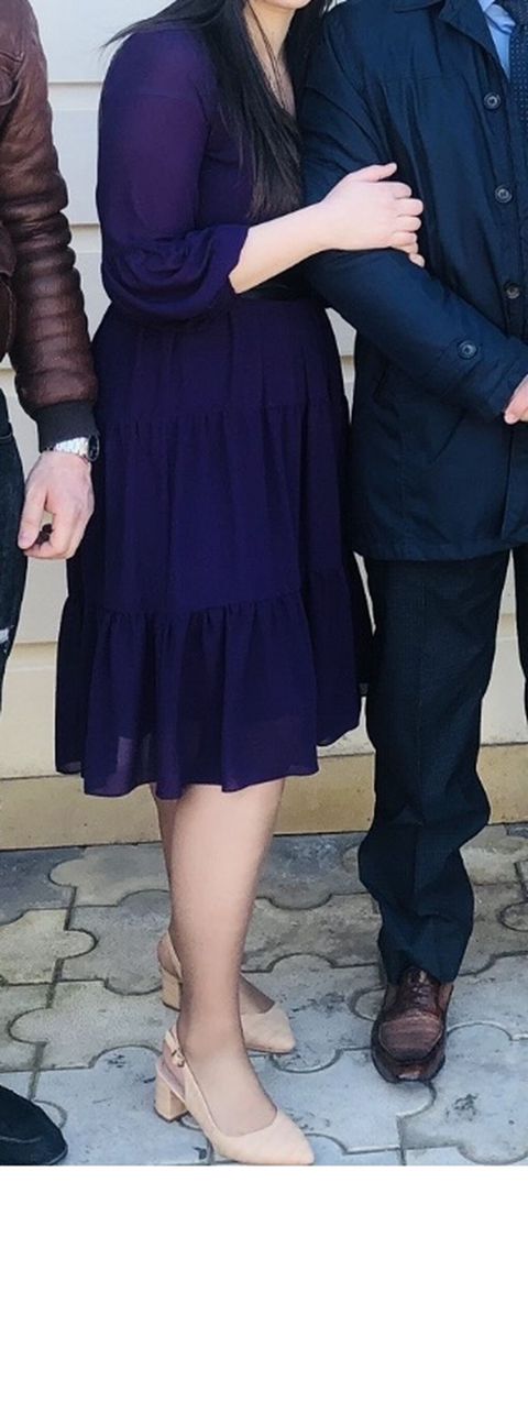 M/L razmer. Bənövşəyi rəngli qadın paltarı - Model: kəsişən V-yaxa — Bakı