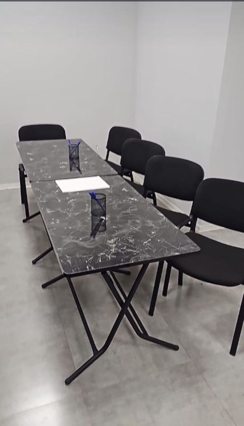 Konfrans/Toplantı masası və stul dəsti - Dizayn: Qara mermer naxışlı — Digah