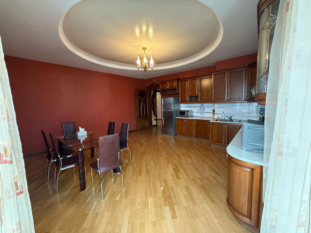 İcarəyə verilir 5 otaqlı yeni tikili 260 m² — Mənzil, Bakı (2)