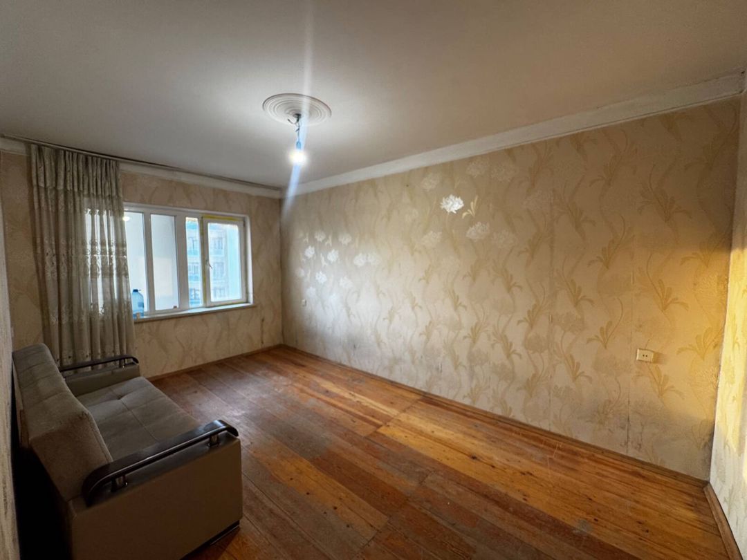 Satılır 1 otaqlı köhnə tikili 45 m² — Mənzil, Bakı (2)