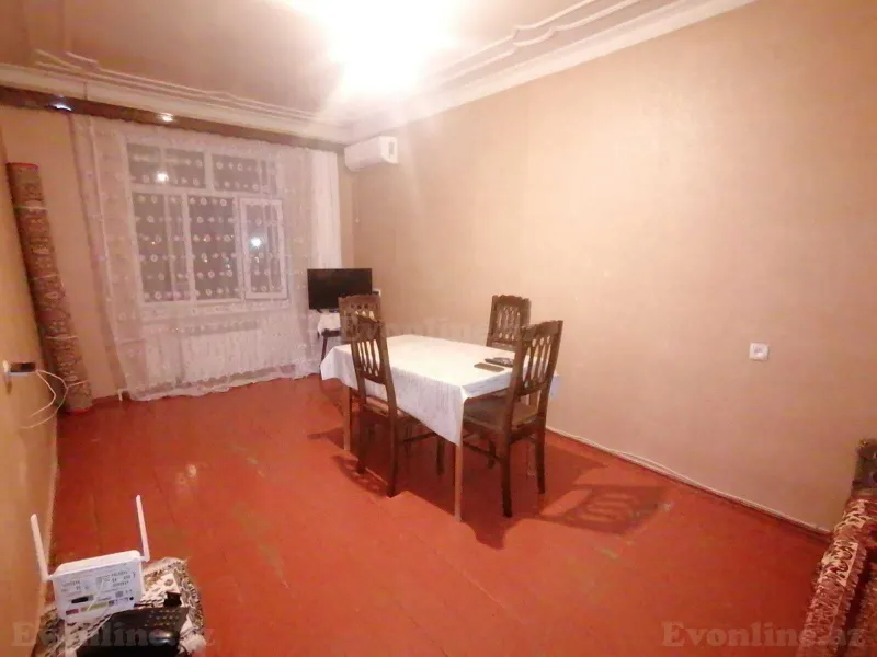 Satılır 2 otaqlı Mənzil Köhnə tikili 65 m² Bakı, Xətai r., Xalqlar Dostluğu m — Bakı