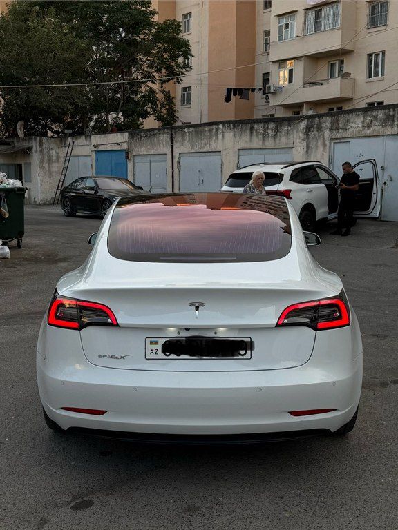 Tesla Model 3, 75 kWh, 2018 il, 104 000 km — Avtomobillər, Bakı (4)