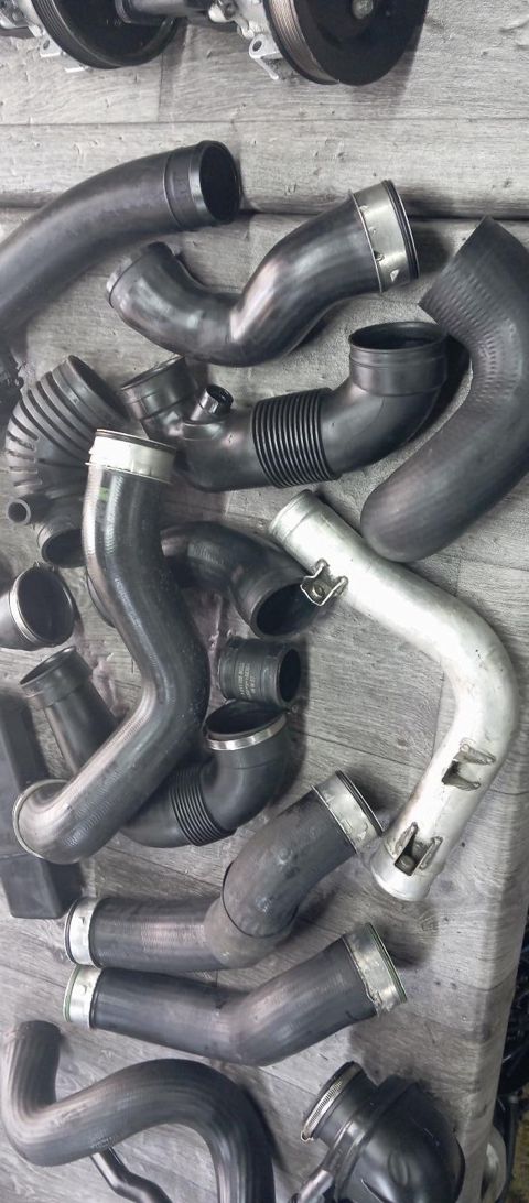 Mercedes turbo boruları — Bakı