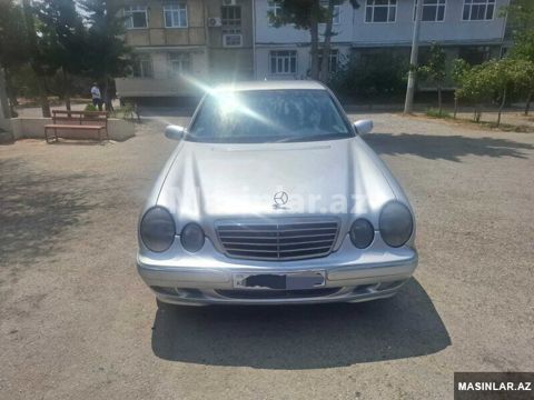 Mercedes E 220, 2000 il — Bakı