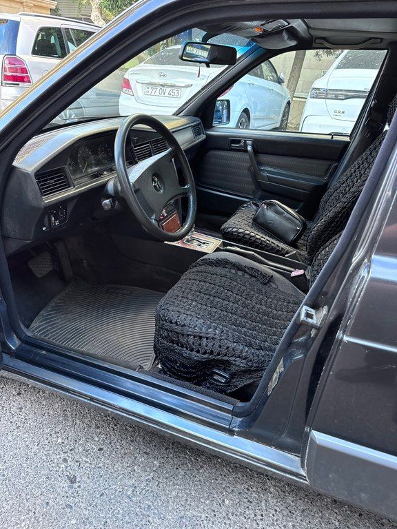 Mercedes 190, 2.0 L, 1991 il, 303 563 km 90-CE-991 — Avtomobillər, Bakı (8)
