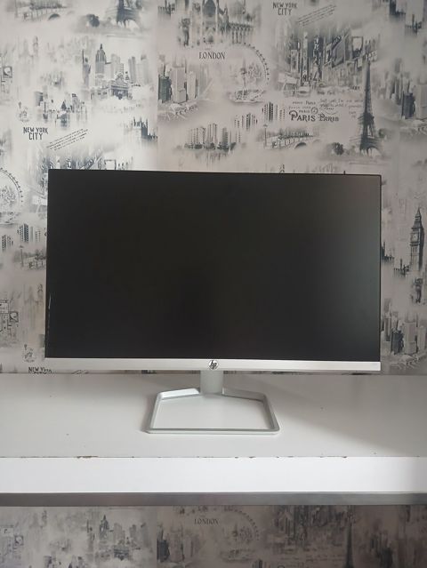 HP 24fh LED monitor - Ekran ölçüsü: 24 düym, nazik çərçivəli dizayn — Peripheral Devices