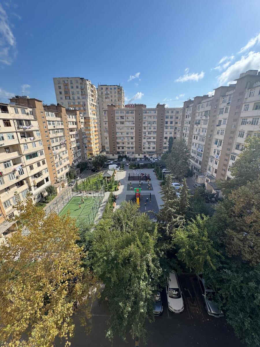 Satılır 4 otaqlı köhnə tikili 110 m² — Mənzil, Bakı (4)