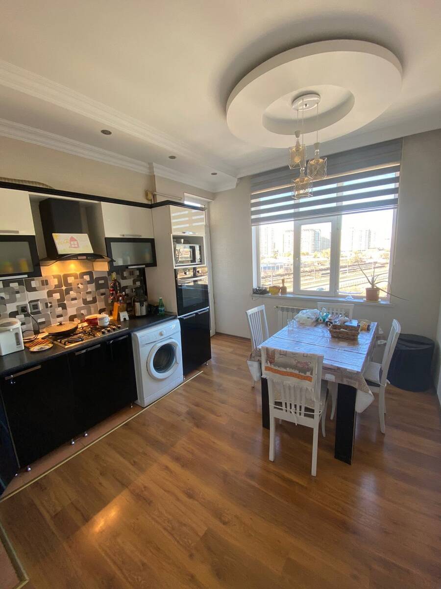 Satılır 2 otaqlı yeni tikili 77 m² — Mənzil, Bakı (9)