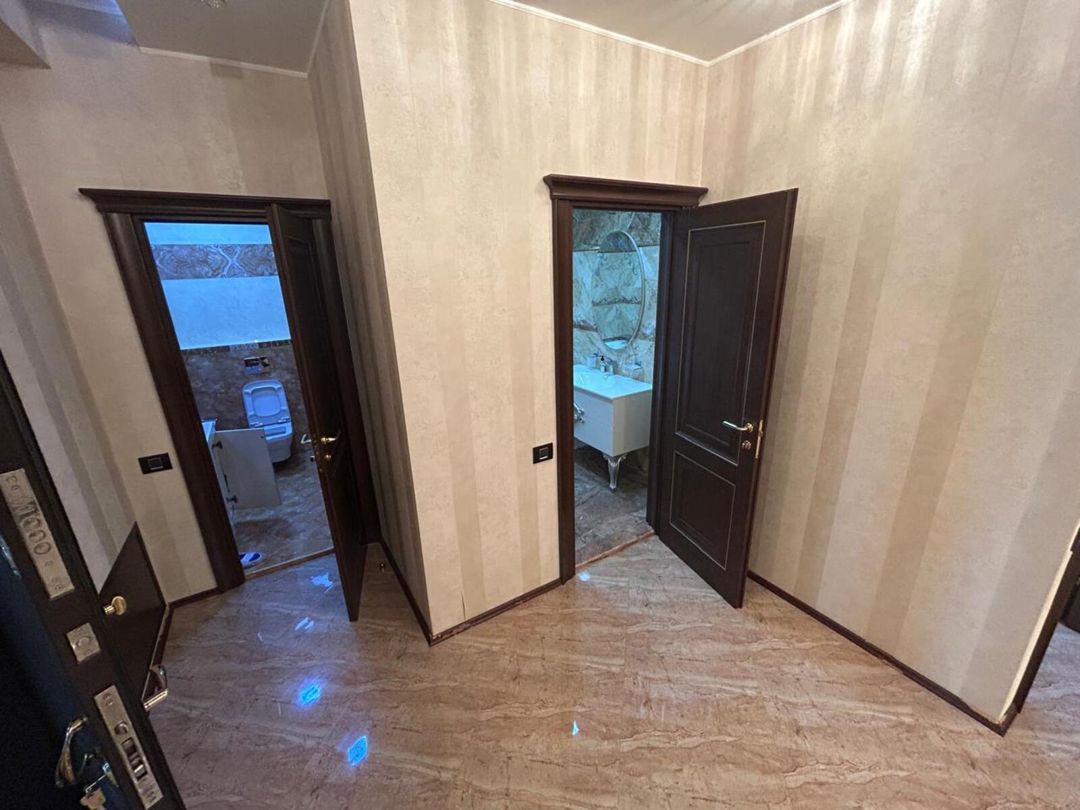İcarəyə verilir 3 otaqlı yeni tikili 192 m² — Mənzil, Bakı (11)