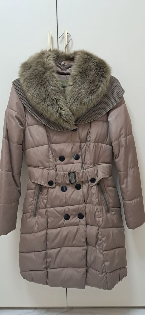 Qadınlar üçün qış paltosu – qəhvəyi/taffeta tonlarında, qalın dolğulu — Bakı
