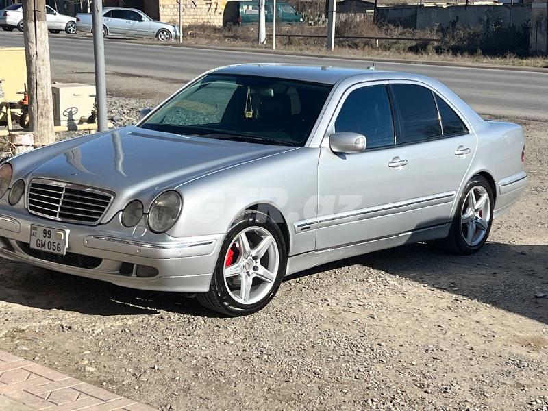 Mercedes E 270 2.5 L, 2000, 487 453 km — Avtomobillər, Cəbrayıl (9)