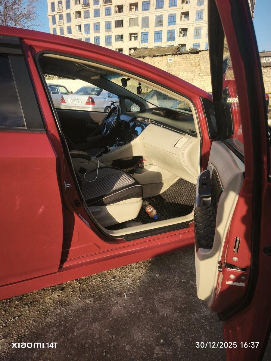 Toyota Prius, 2011 il 77-EJ-936 — Avtomobillər, Bakı (11)