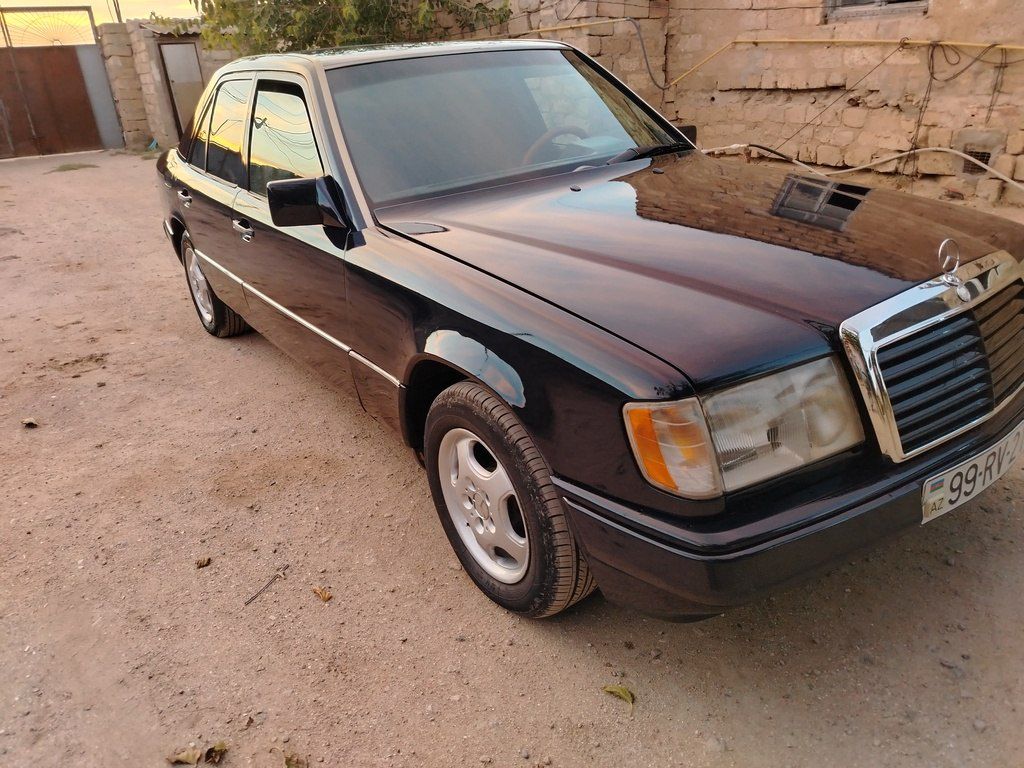 Mercedes 200 D, 2.0 L, 1990 il, 299 908 km 99-RV-214 — Avtomobillər, Bakı (2)
