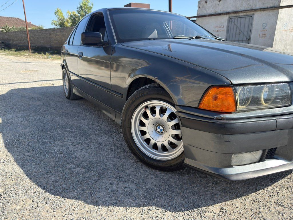 BMW 318, 1.8 L, 1994 il, 250 000 km — Avtomobillər, Bakı (6)